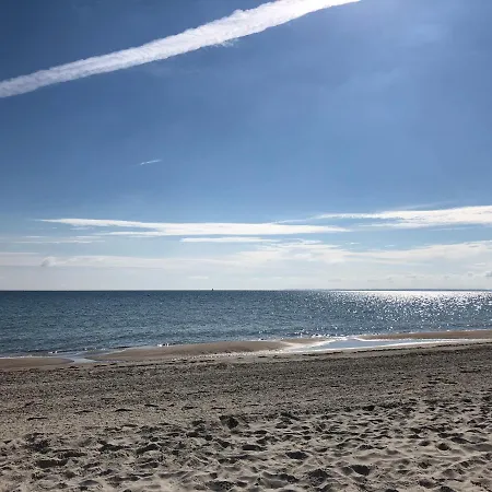 Holiday home Grosszuegiges An Der Ostsee *