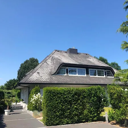 Grosszuegiges An Der Ostsee Holiday home Scharbeutz