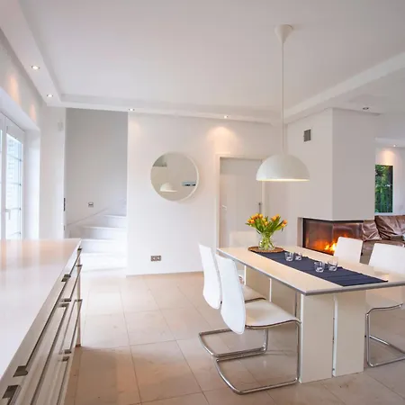 Holiday home Grosszuegiges An Der Ostsee Scharbeutz